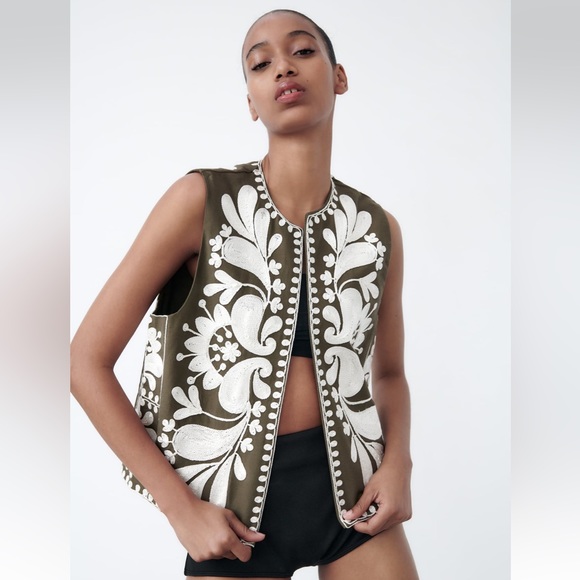 Zara Jackets & Blazers - Zara embroidered vest
